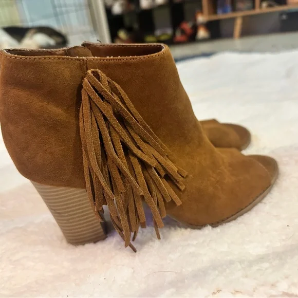 Express Tan Suede Ankle Chelsea Booties with Fringe & Open Toe - Picture 14 of 16